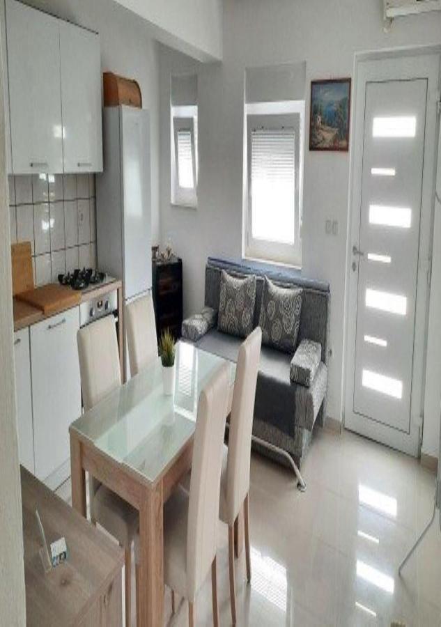 Apartmani Popovic Nin Luaran gambar