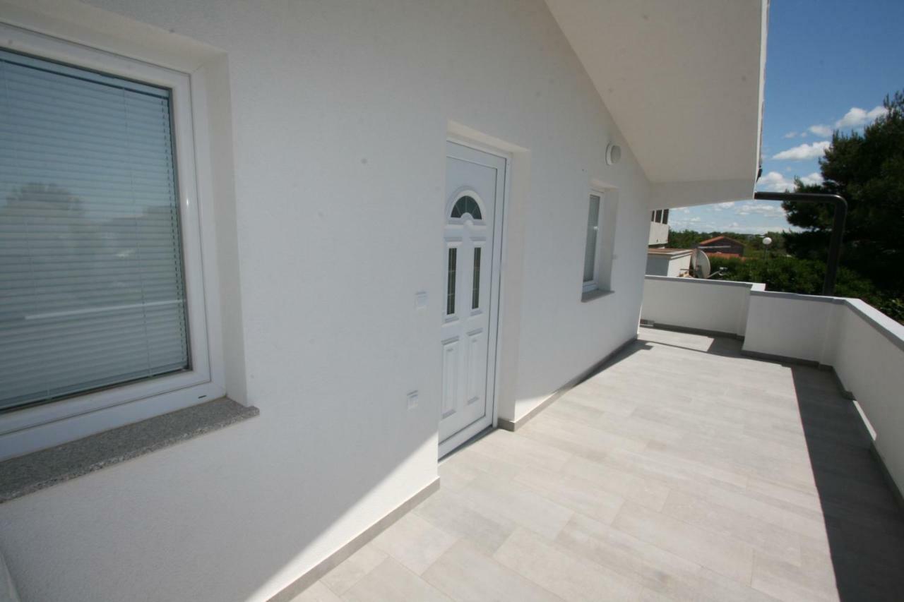 Apartmani Popovic Nin Luaran gambar